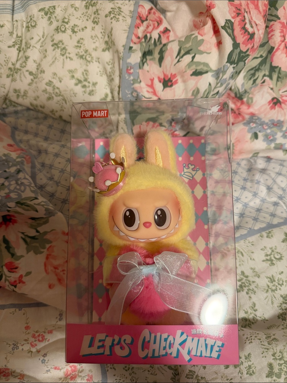 POP MART Labubu The Monsters Let’s Checkmate Queen Plush Vinyl Hanging Card